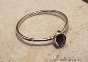  Reg Garnet silver ring