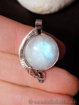  Rainbow Moonstone silver sterlign designer pendant