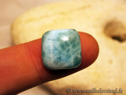 natural cabochon