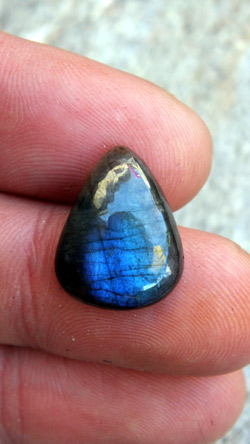 natural cabochon