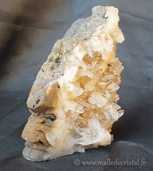 craneo mineral escultado